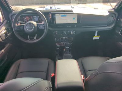2026 Jeep Wrangler - Photo 15