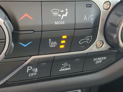 2026 Jeep Wrangler - Photo 24