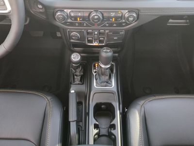 2026 Jeep Wrangler — photo 21 view