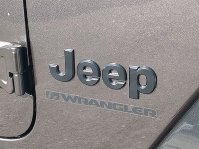 2026 Jeep Wrangler — photo 13 view