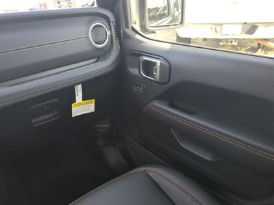 2026 Jeep Wrangler — photo 19 view
