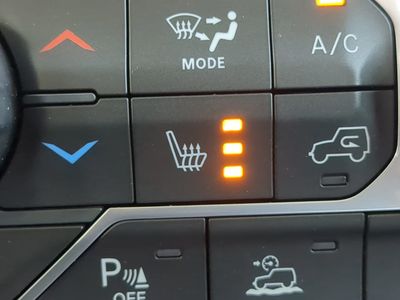2026 Jeep Wrangler — photo 27 view