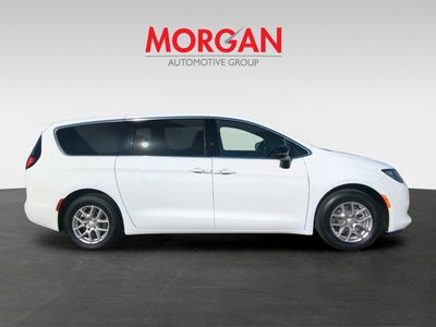 2026 Chrysler Voyager - Photo 4