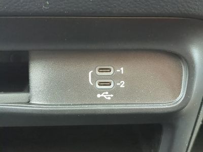 2026 Chrysler Voyager - Photo 26