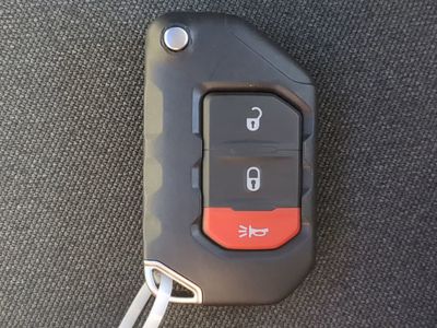 2026 Jeep Wrangler - Photo 31