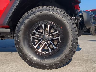 2026 Jeep Wrangler - Photo 11