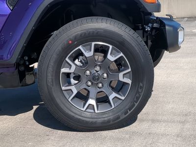 2026 Jeep Gladiator — photo 11 view