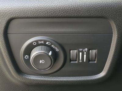2025 Jeep Grand Cherokee - Photo 30