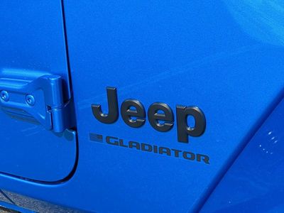 2026 Jeep Gladiator - Photo 13