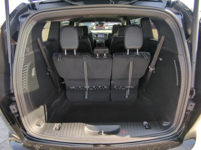 2026 Chrysler Pacifica — photo 14 view
