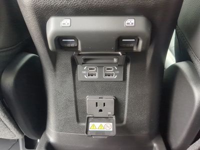 2026 Jeep Wrangler - Photo 16