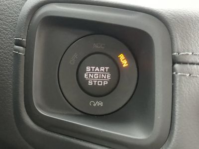 2026 Jeep Wrangler - Photo 35