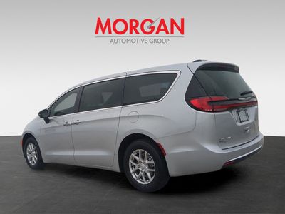 2026 Chrysler Pacifica — photo 7 view