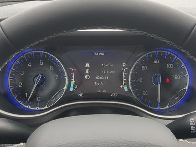 2026 Chrysler Pacifica — photo 33 view