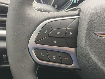 2026 Chrysler Pacifica — photo 30 view