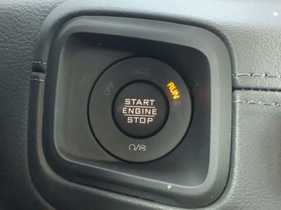 2026 Jeep Wrangler - Photo 35