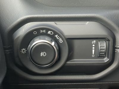 2026 Jeep Wrangler - Photo 28