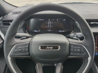 2026 Jeep Grand Cherokee — photo 33 view