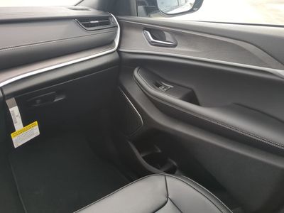 2026 Jeep Grand Cherokee — photo 20 view