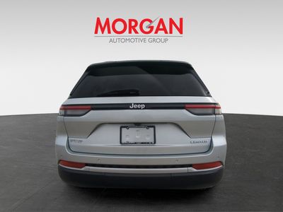 2026 Jeep Grand Cherokee — engine compartment view