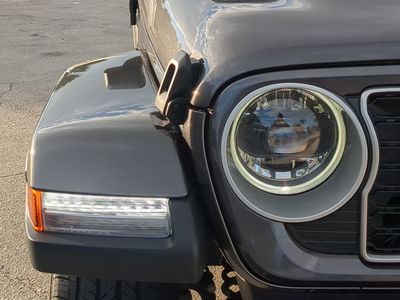 2026 Jeep Wrangler - Photo 10