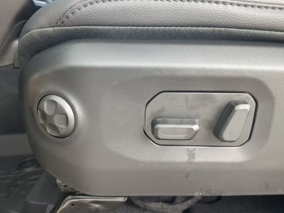 2026 Jeep Wrangler - Photo 22