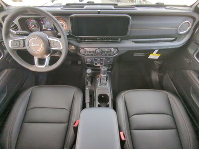 2026 Jeep Wrangler - Photo 17