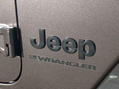 2026 Jeep Wrangler - Photo 13
