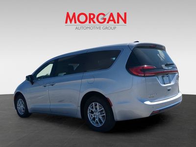 2026 Chrysler Pacifica — photo 7 view