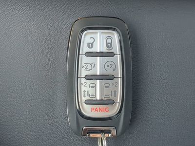 2026 Chrysler Pacifica — photo 37 view