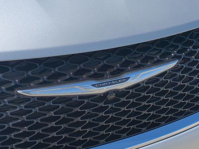 2026 Chrysler Pacifica — photo 13 view