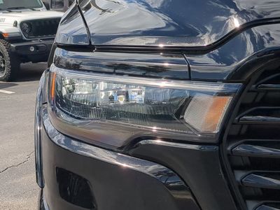2026 Ram 1500 — photo 10 view
