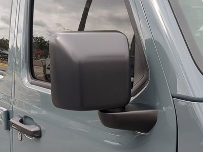 2026 Jeep Gladiator - Photo 12