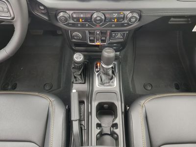 2026 Jeep Gladiator - Photo 20