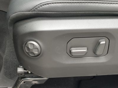 2026 Jeep Gladiator - Photo 21