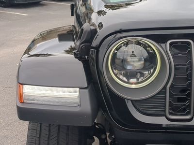 2026 Jeep Gladiator - Photo 10