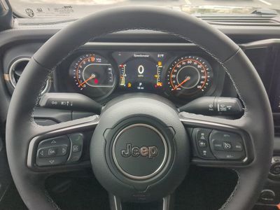 2026 Jeep Gladiator - Photo 30