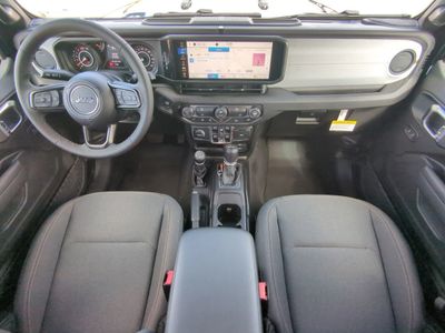 2026 Jeep Wrangler - Photo 16