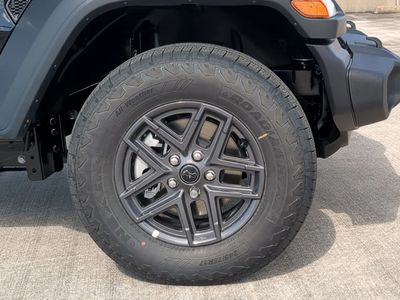 2026 Jeep Wrangler - Photo 11