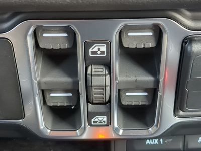 2026 Jeep Wrangler - Photo 26