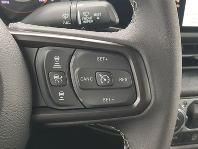 2026 Jeep Gladiator — photo 26 view