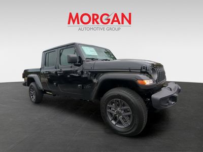 2026 Jeep Gladiator — side profile view