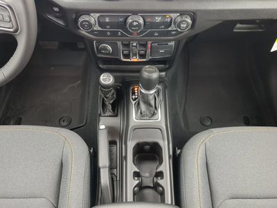 2026 Jeep Gladiator — photo 20 view