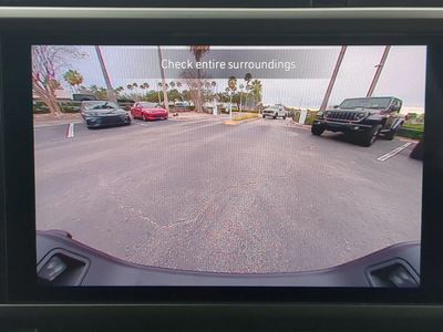 2026 Jeep Gladiator — photo 21 view