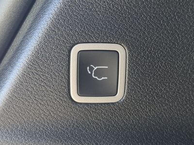 2026 Chrysler Pacifica — photo 15 view