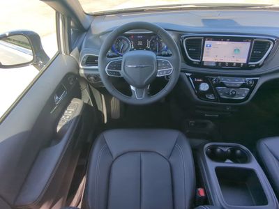 2026 Chrysler Pacifica — photo 20 view