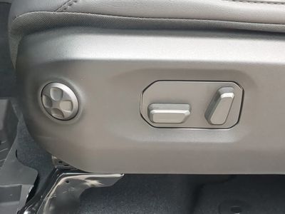 2026 Jeep Gladiator - Photo 22