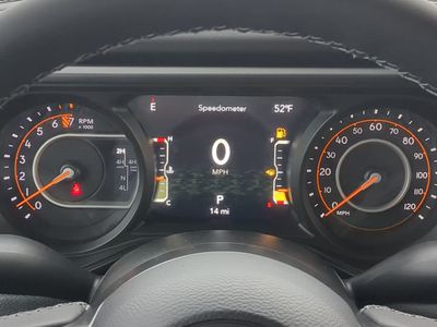 2026 Jeep Gladiator - Photo 32