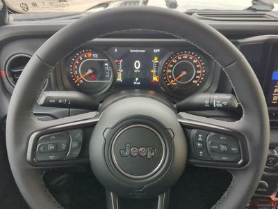 2026 Jeep Gladiator - Photo 31