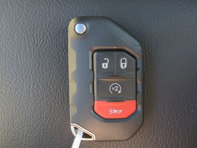 2026 Jeep Wrangler - Photo 37